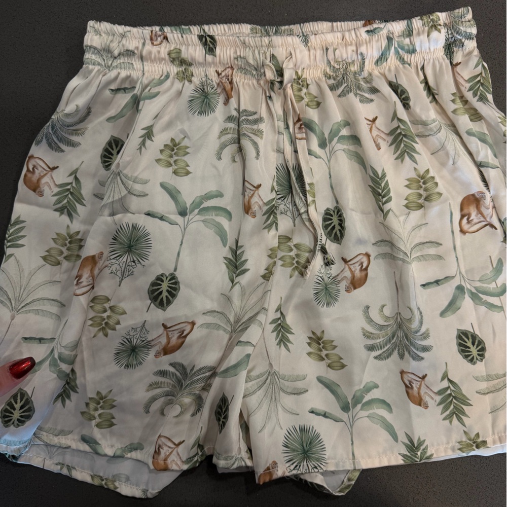 Bronzini Tropical Print Shorts.